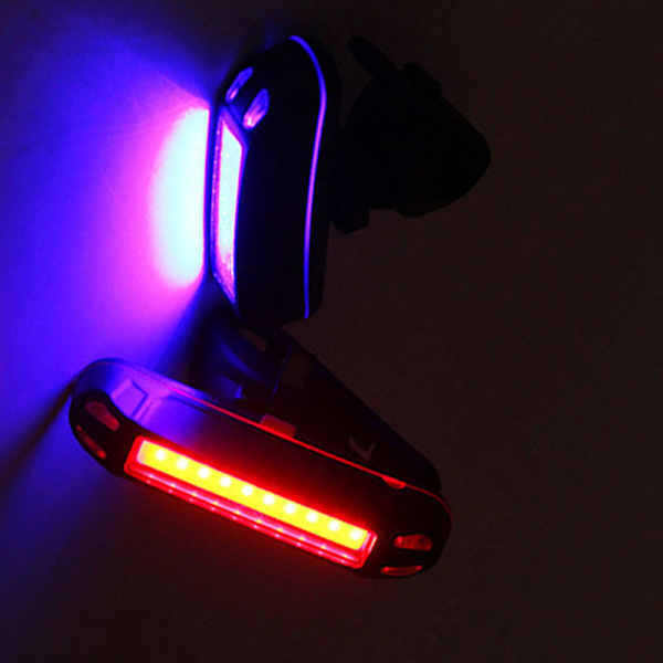 Pyörän takavalo vedenpitävä ajo takavalo LED USB -pyöräpyörä