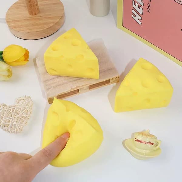 Simulering Ostformet Squishy Leketøy Myk Elastisk For Barn Voksen A1