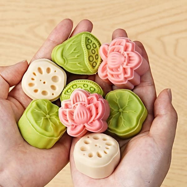 Månkaksform till Midhöstfestivalen 30g Lotusblad Blomform M A3