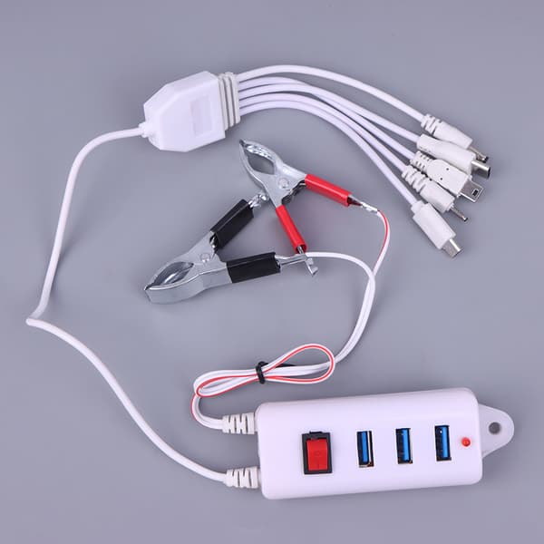 3USB Clip med afbryderoplader Mobiltelefonoplader USB-interface White