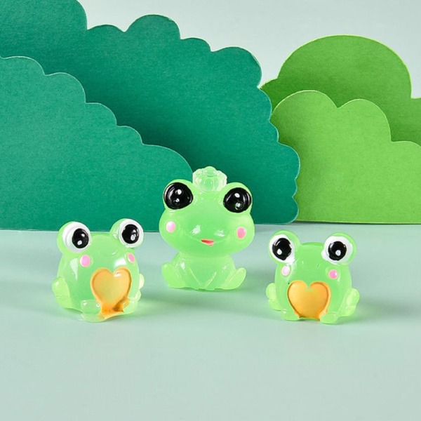 Mini Luminous Frog Ornament Animal Doll Dollhouse Car Micro Lan A3