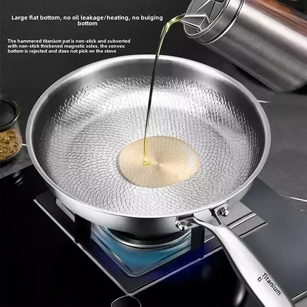 Titanium Hammered Pan Pro med lokk Titanium-panner for matlaging Du