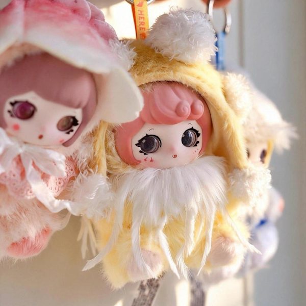 YuLi Hug Cloud Dream Series Blind Box e Fluffy Vinyl Doll Keych 1Box Random
