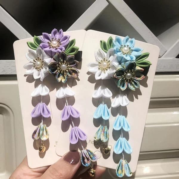 Håndlaget Blomsterhårspenne i Antikk Stil, Stoffmateriale, Kimono StyleE