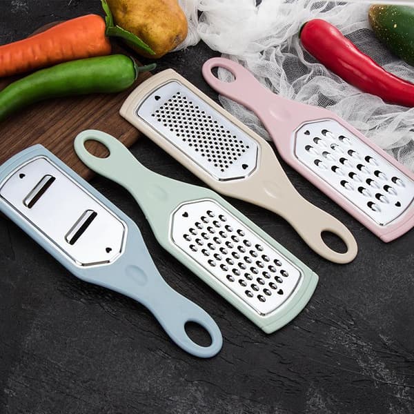 4-in-1 monitoiminen vihannesleikkuri keittiöväline