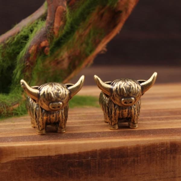 Mini Retro Mässing Vägg Highland Cattle Skulptur Hand Leksak Present K