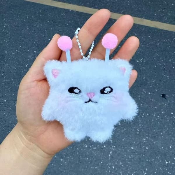 2 st e Alien Cat Plysch Nyckelring Kawaii Fluffig Kattdocka Ryggsäck