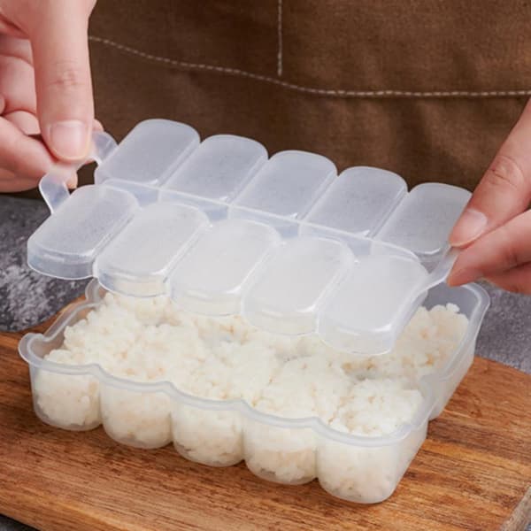 10 rutnät risbollsform sushiverktyg DIY hemkök klar Onigiri