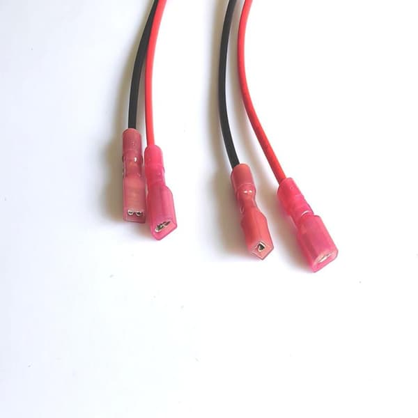 1/2 kpl auton kaiutinsovitinpistoke A1 A3 A4 A5 A6 -malleihin 1pcs