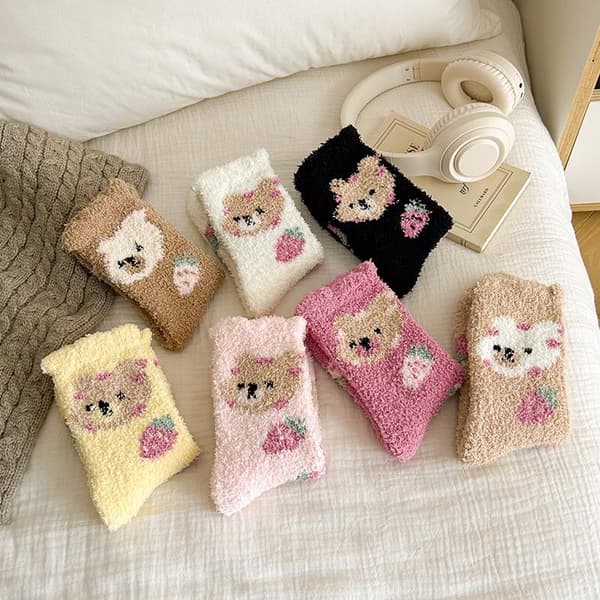 Mode Korallfleece Damsockor Varma Hemmagolvstrumpor Tecknade White