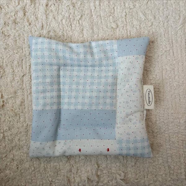 Vintage blomster polka dot bomullsunderlegg krem vattert rutete Pr A10
