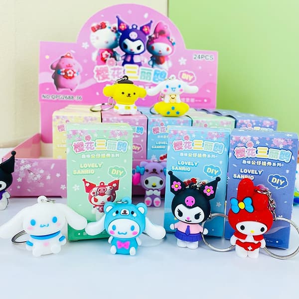 24 stk. Hello Kitty Kuromi Nøglering Vedhæng Blind Box Legetøj Nøglering A1