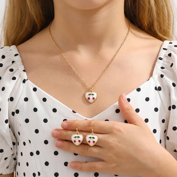 1 sett legering jordbærhalskjede øredobber glitrende rhinestone innlagt A6