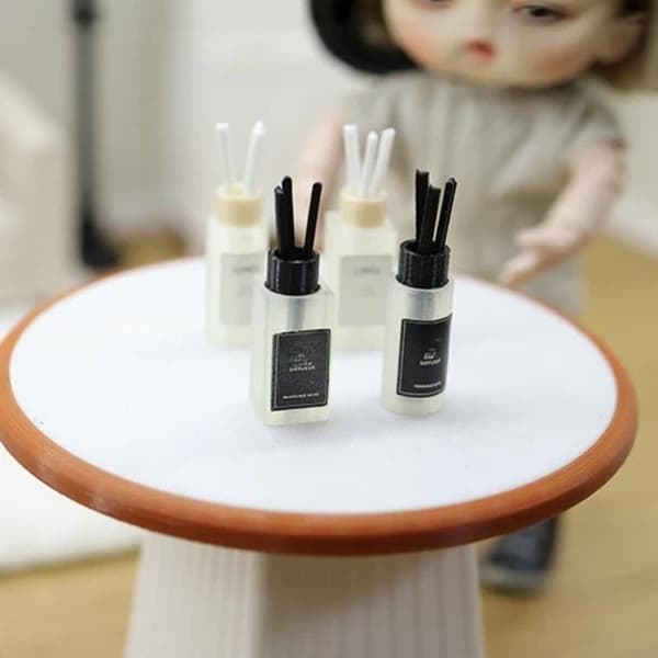 1/5 stk miniatyr aromadiffusormodeller dukkehus mini duft White
