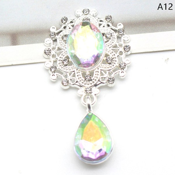 Kiiltävä rintakoru 45*25mm Crystal Asusteet Muoti Upea ke A12