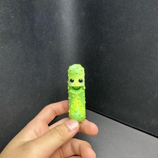 1 st 3D-printade gurkleksaker rörlig gurkgrönsaksmodell A2
