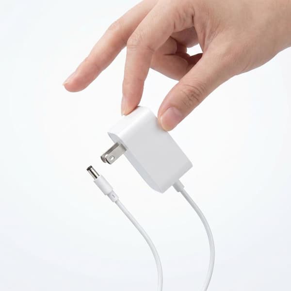 Strømadapter AC 100v-240v DC 12V 1A Bærbar Stikdriver Strøm White