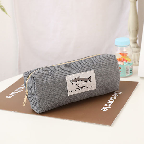 Shark Case Vakosametti case Kawaii Paperi iso Cap A4