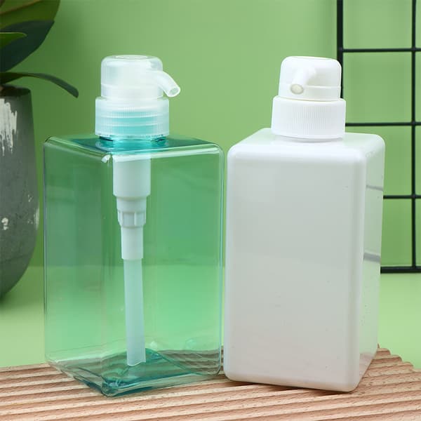 450 ml tom påfyllningsbar färgad plastlotionpumpflaskor White