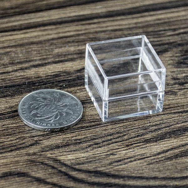 7,5 ml mini liten firkantet boks gjennomsiktig plastboks smykker Bea