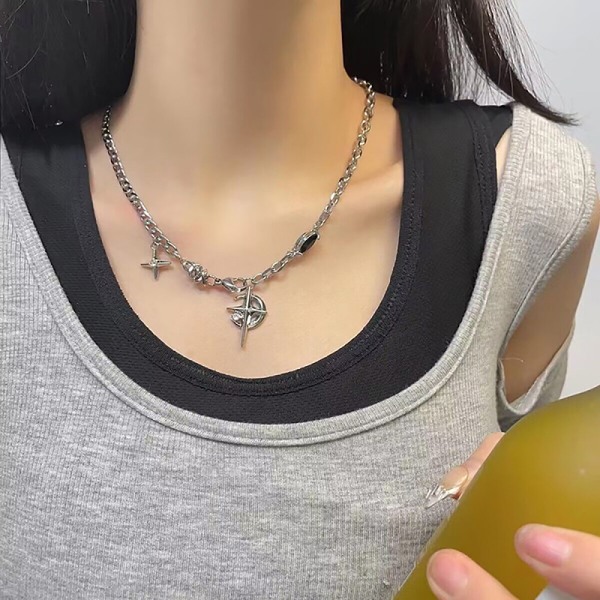 Y2K Kuuban Figaro Chain Star Moon Riipus kaulakoru Punk Black Zi 1PC