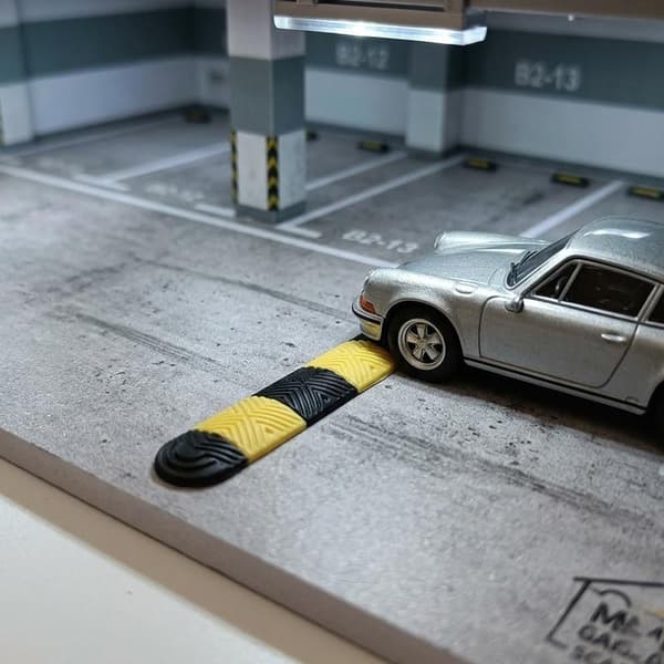 10 stk. miniature vejbump model bufferstribe parkeringsvejblokade