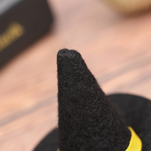 2 stk. Miniature Dukkehus Filt Heksehatte Til Halloween Dukkehus