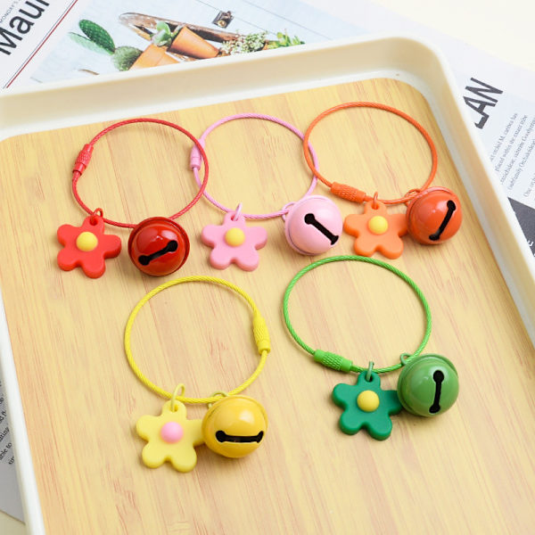Candy Color Flower Key Chain Wire Rope Pendant With Bell Car Ke Red