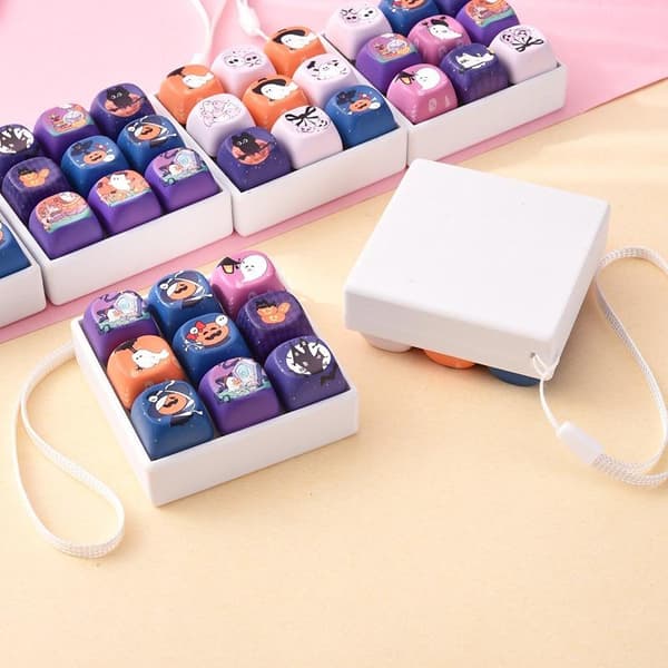 9-tastet Halloween-tema tastaturvedhæng Kreativ e Keycap Fidget A2