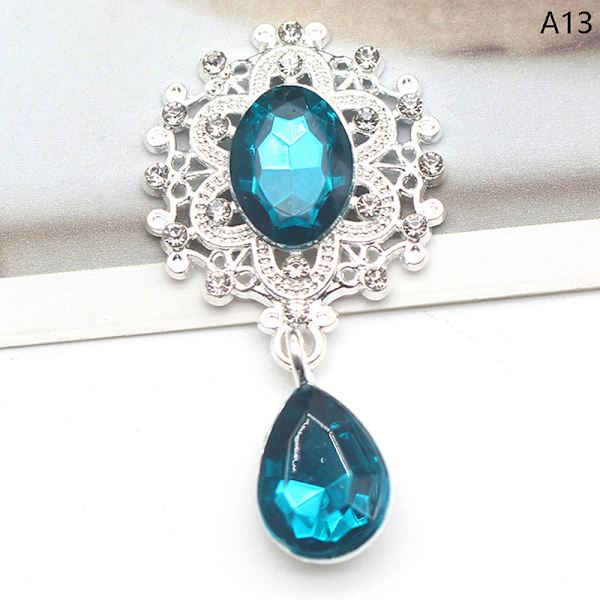 Kiiltävä rintakoru 45*25mm Crystal Asusteet Muoti Upea ke A13