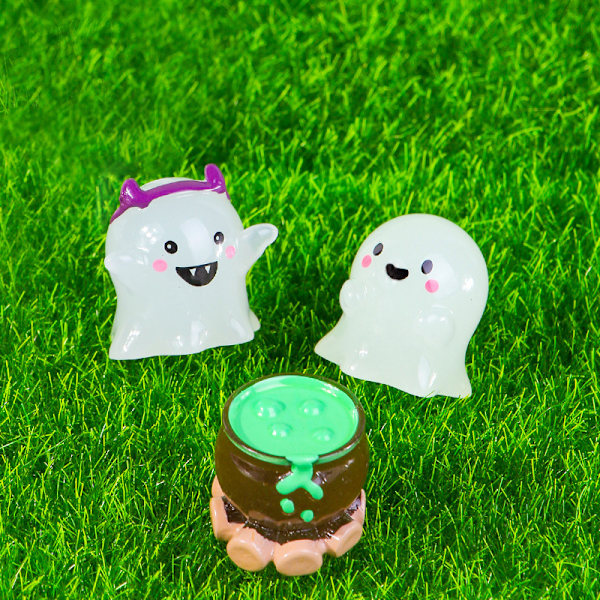 Morsom glødende mini harpiks spøkelsesgresskar statue Halloween-dekorasjon A4