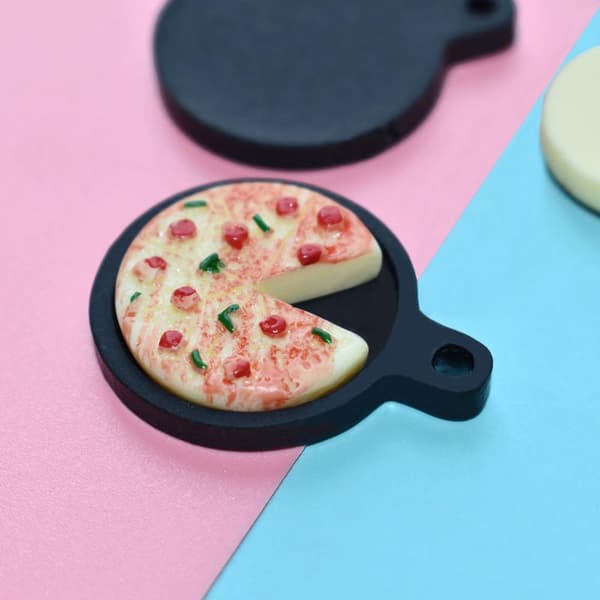 10 kpl minilautaspizzaa Hartsipienoishahmo DIY-tarvike A1