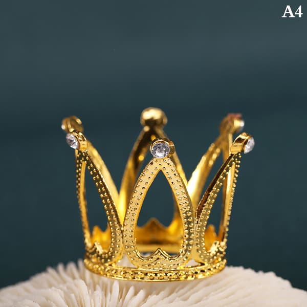 1 PC Mini Crown Princess Tiaras Romantic Pearl Garland Children A4