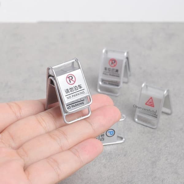 Miniatyr Trafikkskilt Advarselsskilt Modell Dukkehus Simulert R A2
