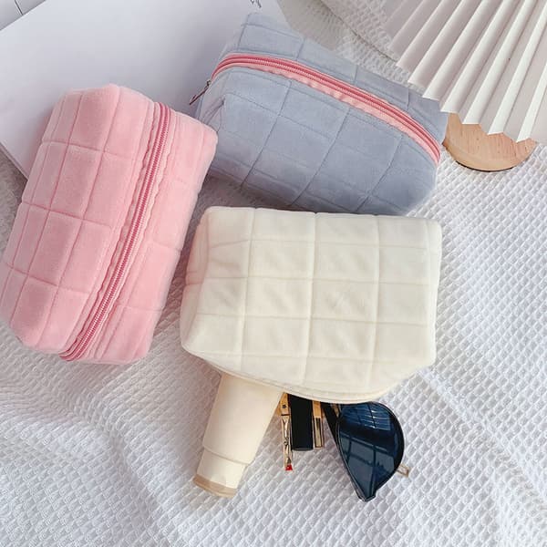 e Fur Makeup Bag För Kvinnor Dragkedja Stor Solid Färg Kosmetisk Ba Pink