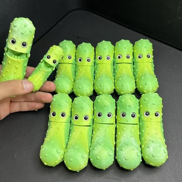 1 st 3D-printade gurkleksaker rörlig gurkgrönsaksmodell A2