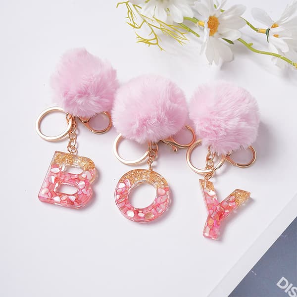 e Avaimenperä Vaaleanpunainen Pompom Ball 26 Letter Keychain Resin Avaimenperät E