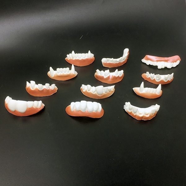 12 stk Morsomme Gebissmodell Cosplay Rekvisitter Gebissleker Spoof Til 12pcs