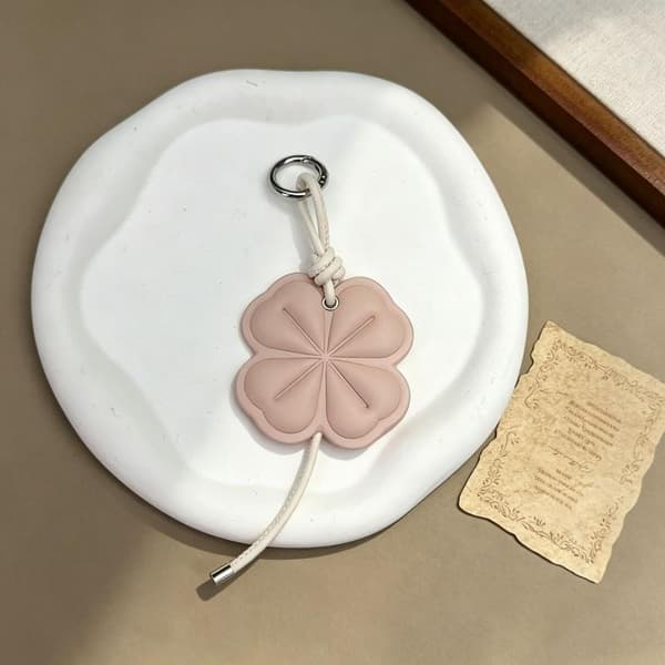 PU Läder Löv Gräs 3D Lyckogrös Väskhänge Nyckelring Väska Pink