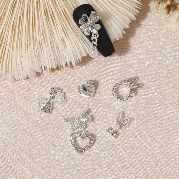3 stk Nail Art Charm 3D Butterfly Moon Rhinestones Love Nail Dri D 3Pcs