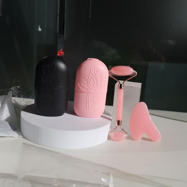Silikone Ansigtsisrullemåtte Ansigtsmassager & Gua Sha Rulle Pink 2