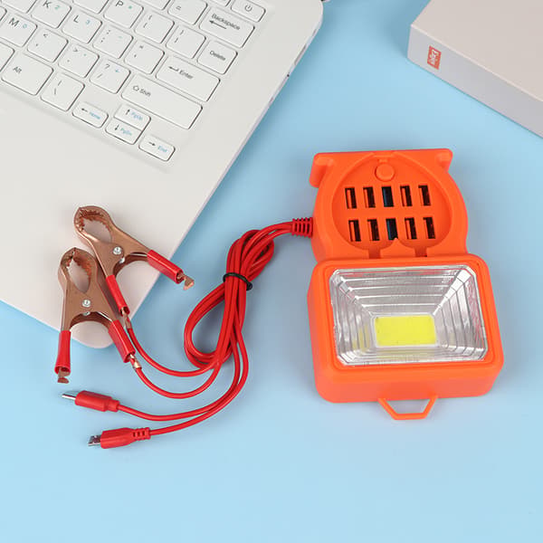 1 stk 12V 24V til 5V 3.4A 10USB-port strømadapter med batteri C A