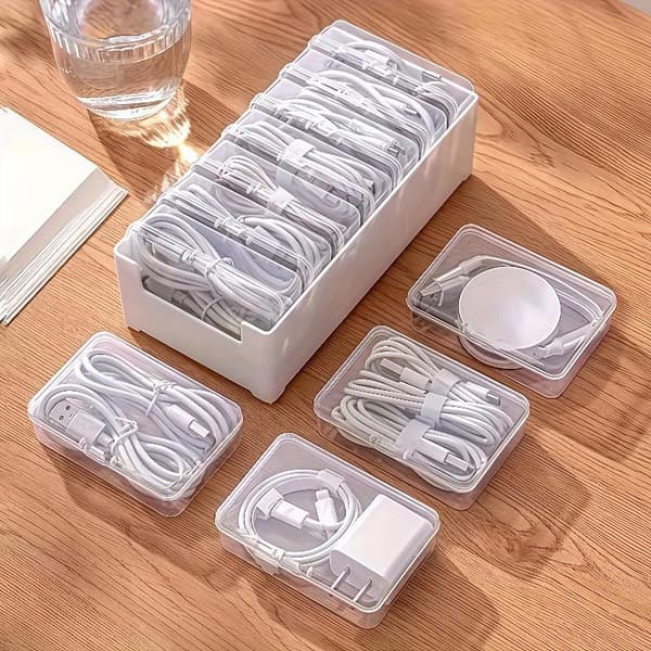 Gennemsigtig boks med flere rum til opbevaring af opladerkabler B White 8pcs