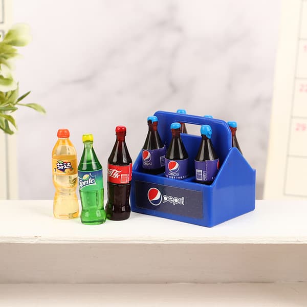 1Set Dockhus Miniatyr Cola Soda Sprite Flaskor Modle Kök A3