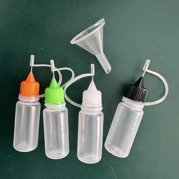 1 sæt klare plastikflasker med spids og låg til håndværkslim 10ml 4Pcs Bottles
