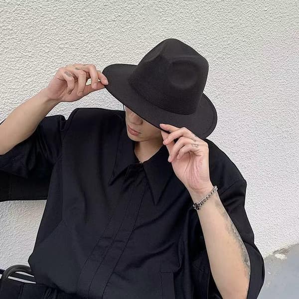 Bredskygget Fedora Hat til mænd UV-beskyttelse Blødt stof til daglig brug Red