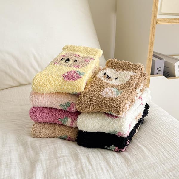 Mode Korallfleece Damsockor Varma Hemmagolvstrumpor Tecknade White