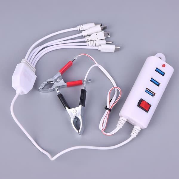 3USB Clip med afbryderoplader Mobiltelefonoplader USB-interface White