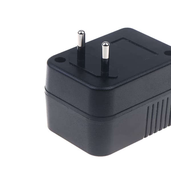EU US Plug Step Down Transformer Adapter AC220V til 110V eller 110 EU 220 to 110V
