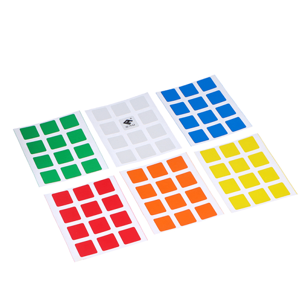 Lasten 3x3x3 tee-se-itse-tarrat korvaavat kirkkaan värisen Cubo Magico -lelun A1